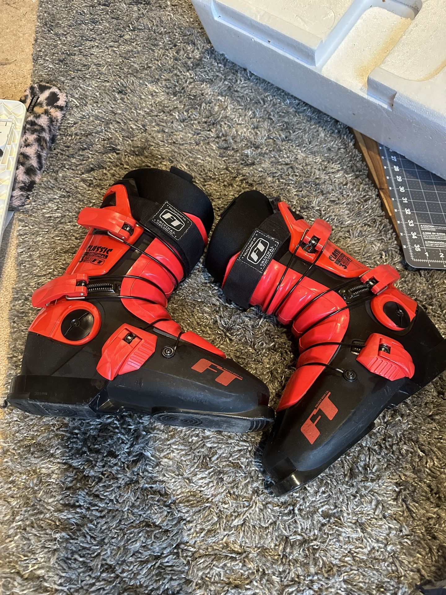 Full Tilt The Original Classic 3 Boots