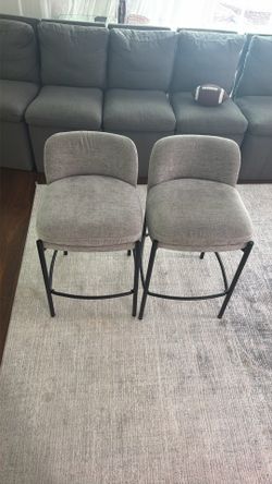 6 X Bar Stools 