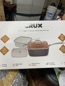 Deep dish pan set