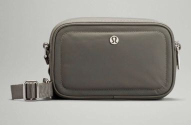 Lululemon Crossbody Camera Bag 2L Grey Sage