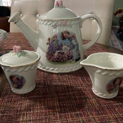 Danbury mint Shirley Temple porcelain tea set