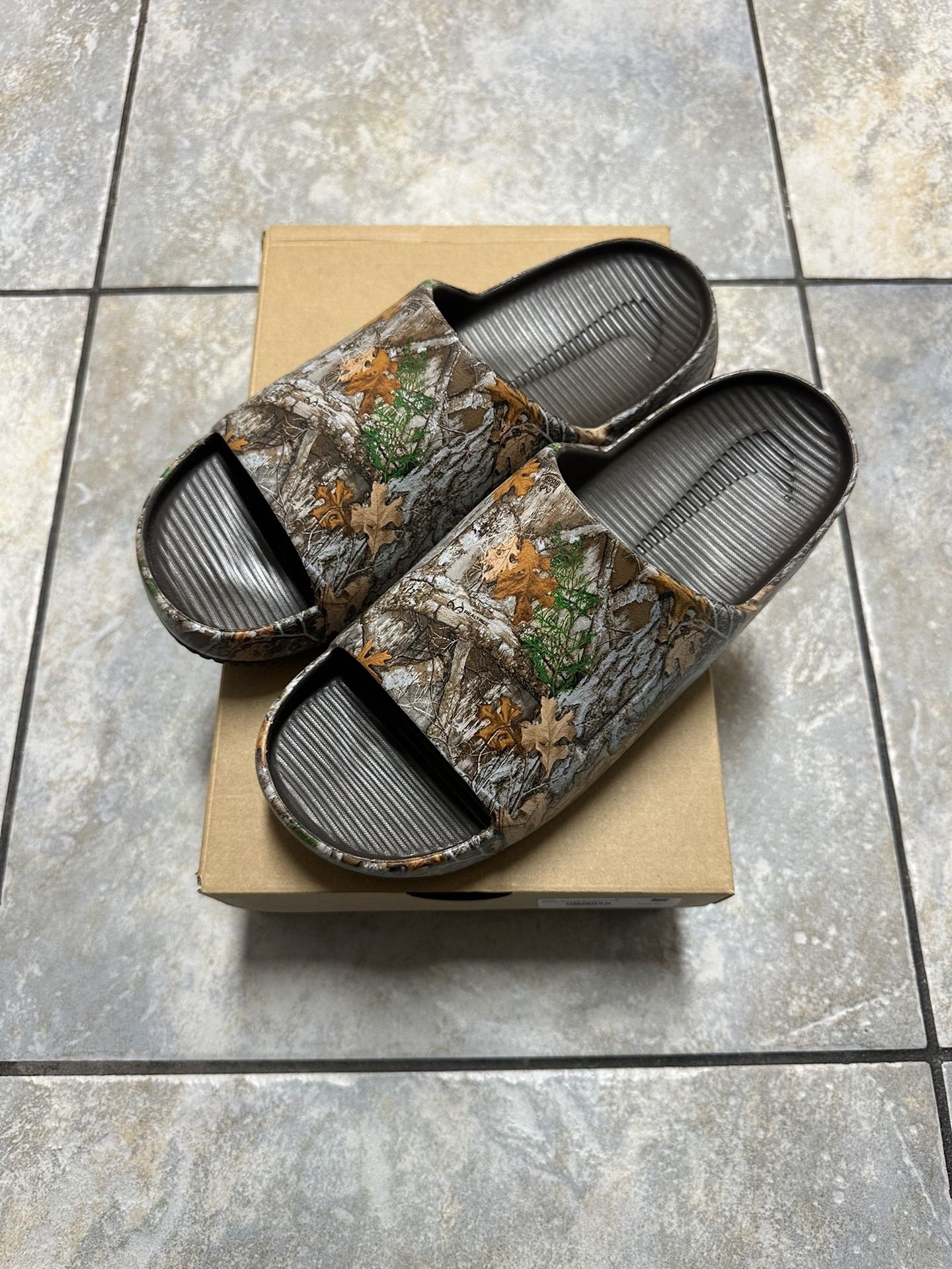 Nike Real Tree Camo Slides Men’s 9