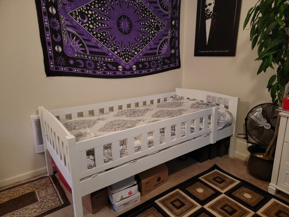 Twin Size Bunk Beds With Ladder And matress Included