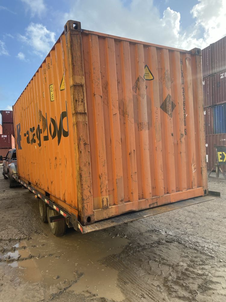 WIND & WATERTIGHT 20’ & 40’ SHIPPING CONTAINERS!