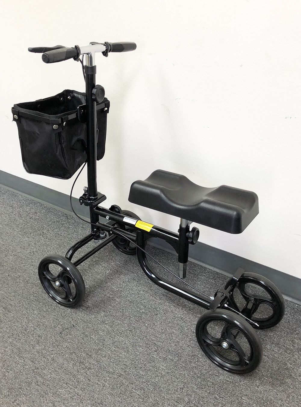 New $95 Steerable Knee Walker Scooter w/ Basket Rolling Wheel Handlebar Max Weight: 300lbs