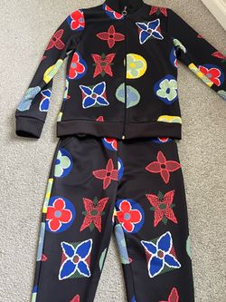 Jumpsuit size small 20$ each