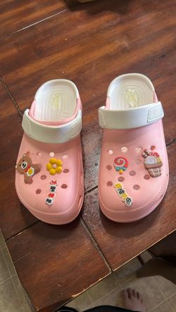 Close Shoes