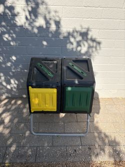 Dual Chamber Tumbling Compost Bin - 43 Gal - $40