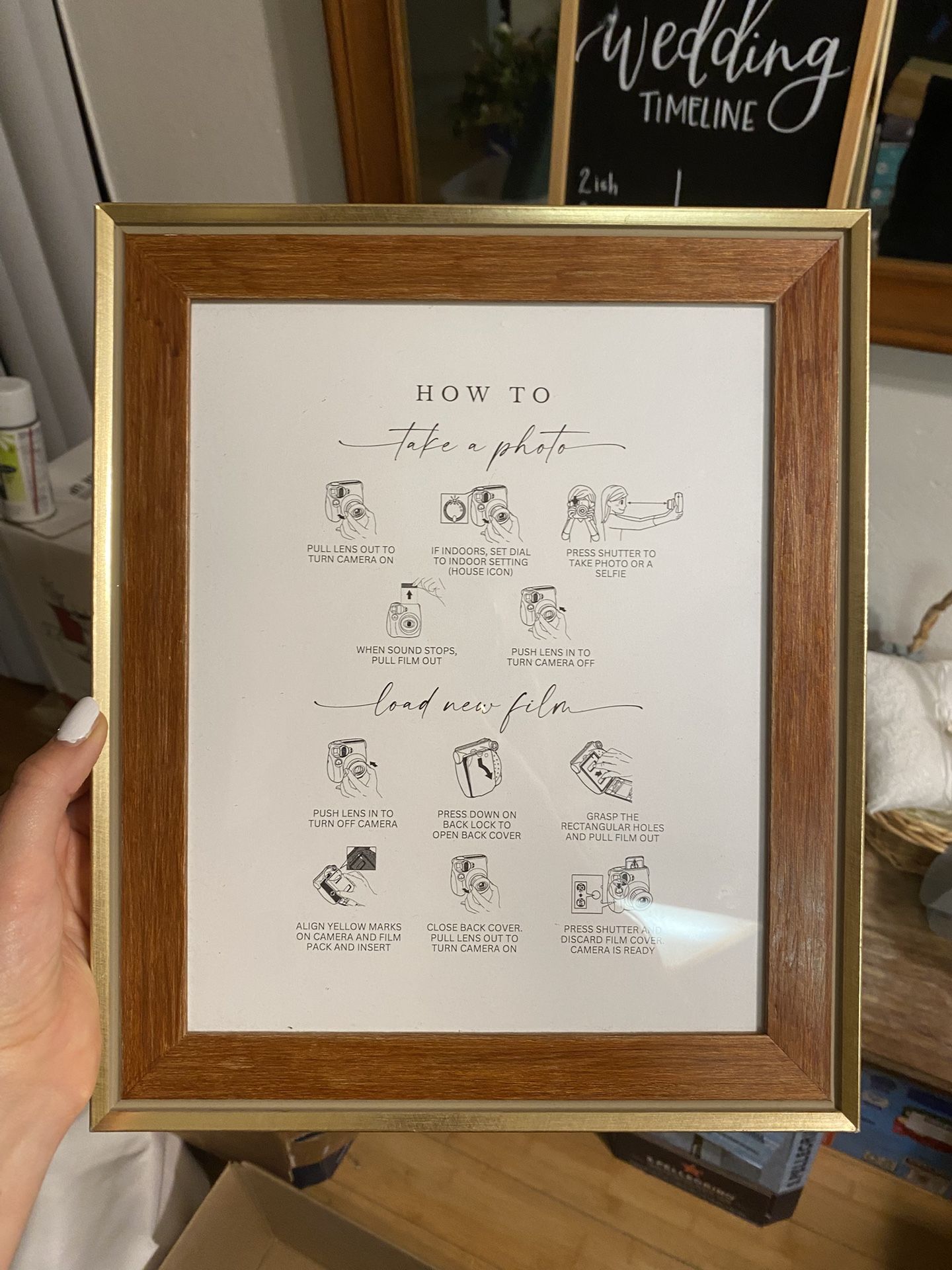 Polaroid Photo Instruction Sign