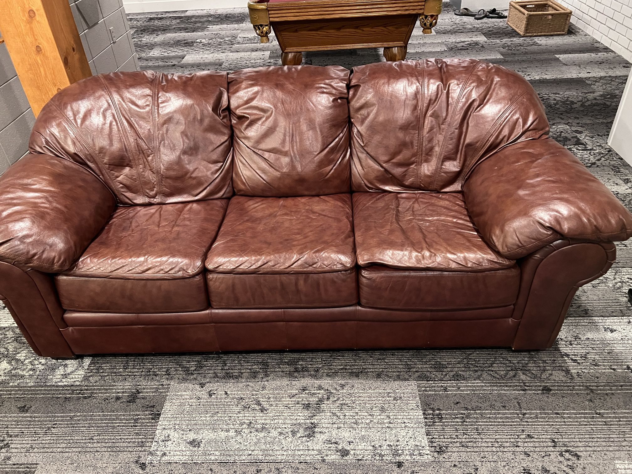 Comfy Clean Leather Couch