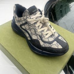 Men’s Gucci Sneakers 