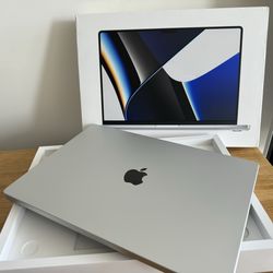 2022 1TB SSD 16-Core GPU MacBook Pro M1 Pro Chip 10-Core CPU 16GB RAM Touch ID 14” XDR Liquid Retina Display Equivalent As 2023 /24