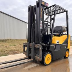 Daewoo forklift 5000lb Capacity 