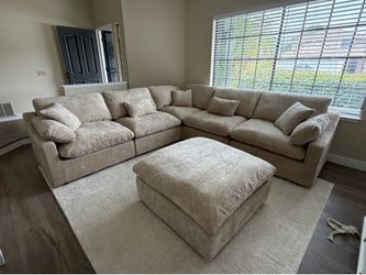 BRAND NEW! 6 Piece CLOUD Oatmeal Modular Sectional Couch (FREE DELIVERY 🚚)