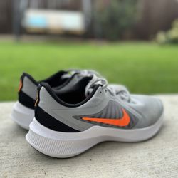 Nike Downshifter 10