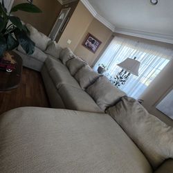 Sectional couch sofa