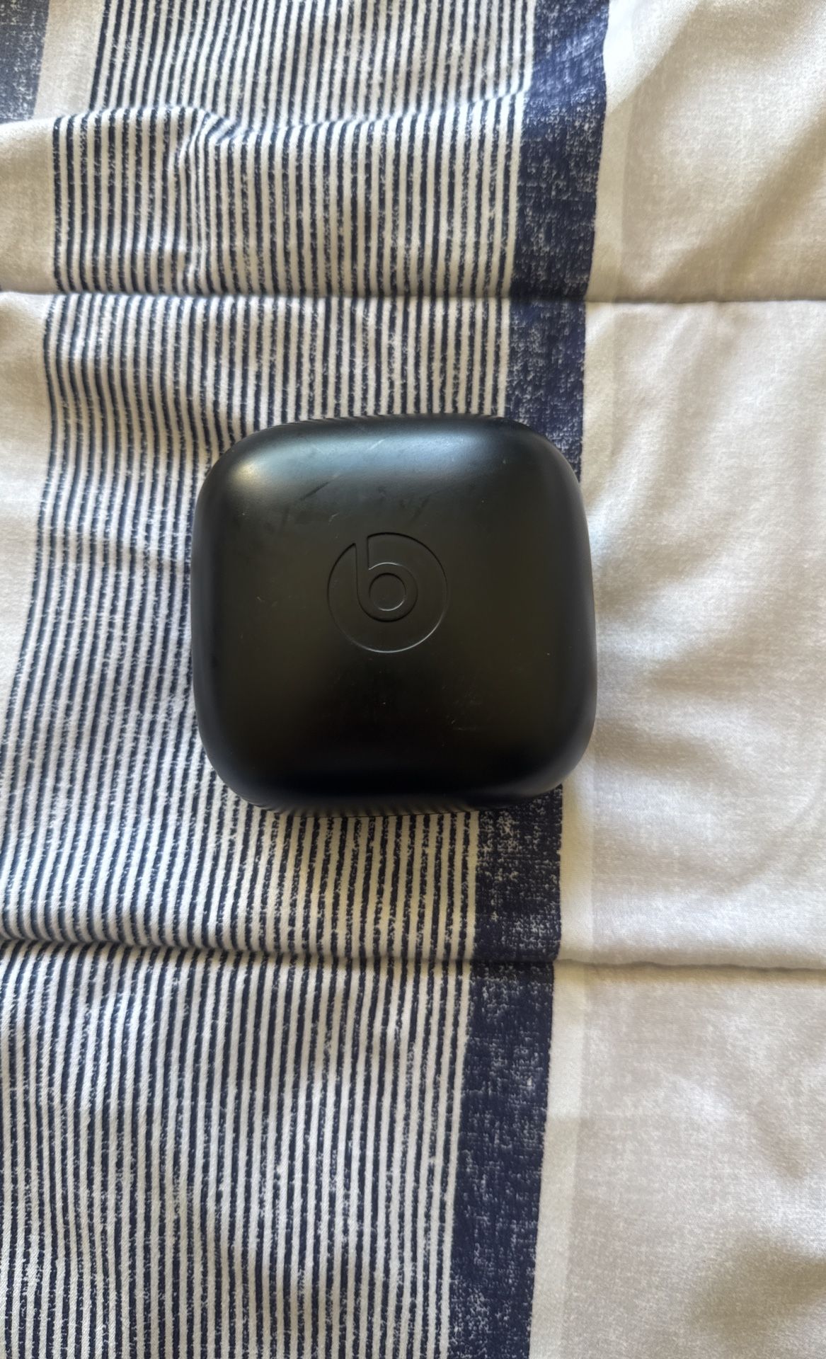 WIRELESS BEATS EARBUDS