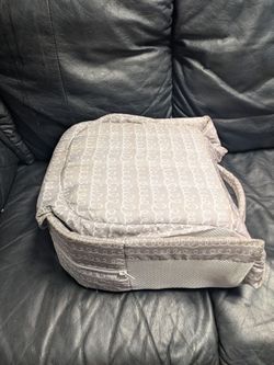 Travel bassinet