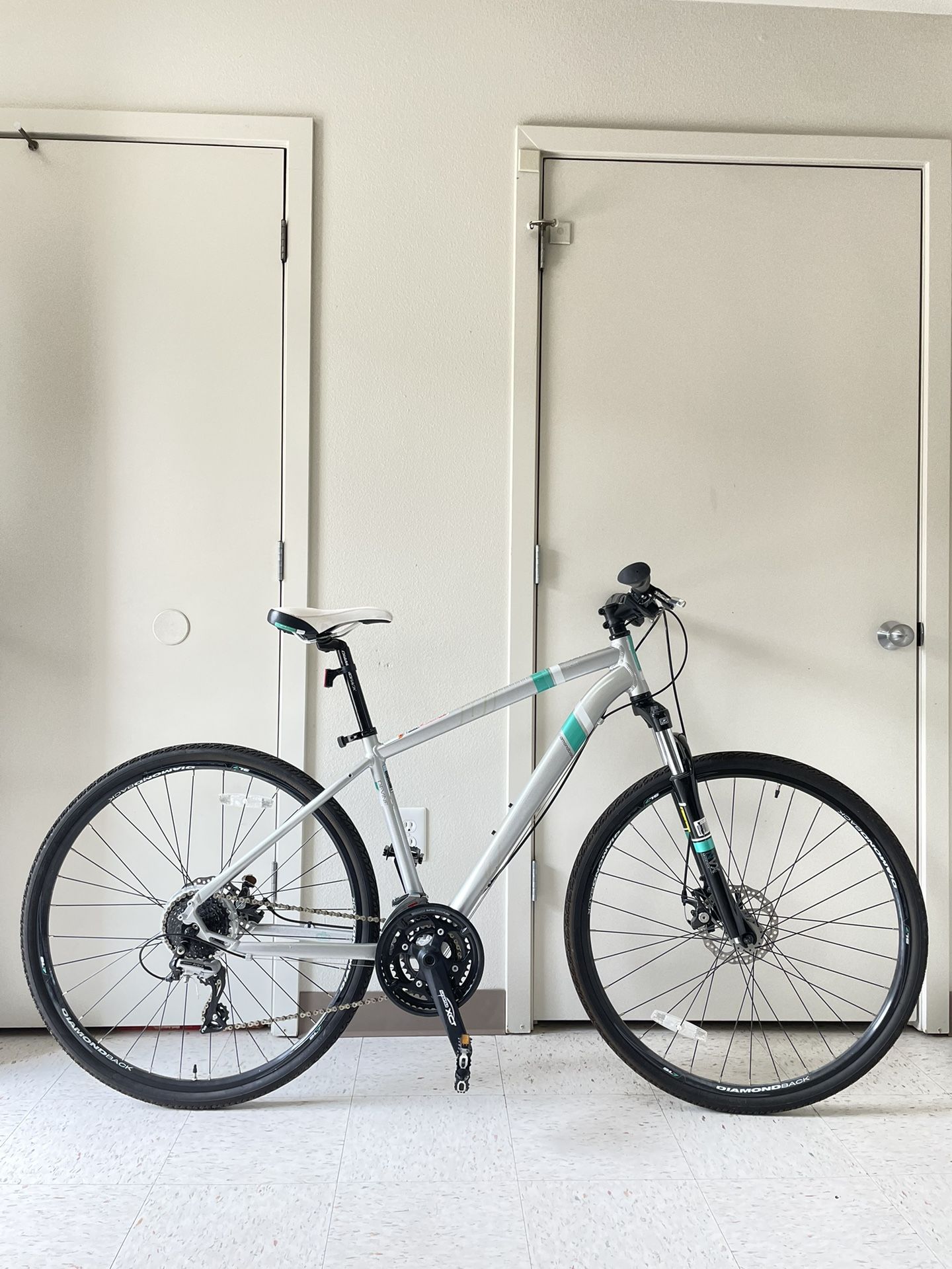 Diamondback Calico Sport Hybrid Bike