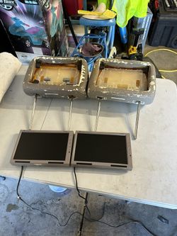 Headrest TVs 