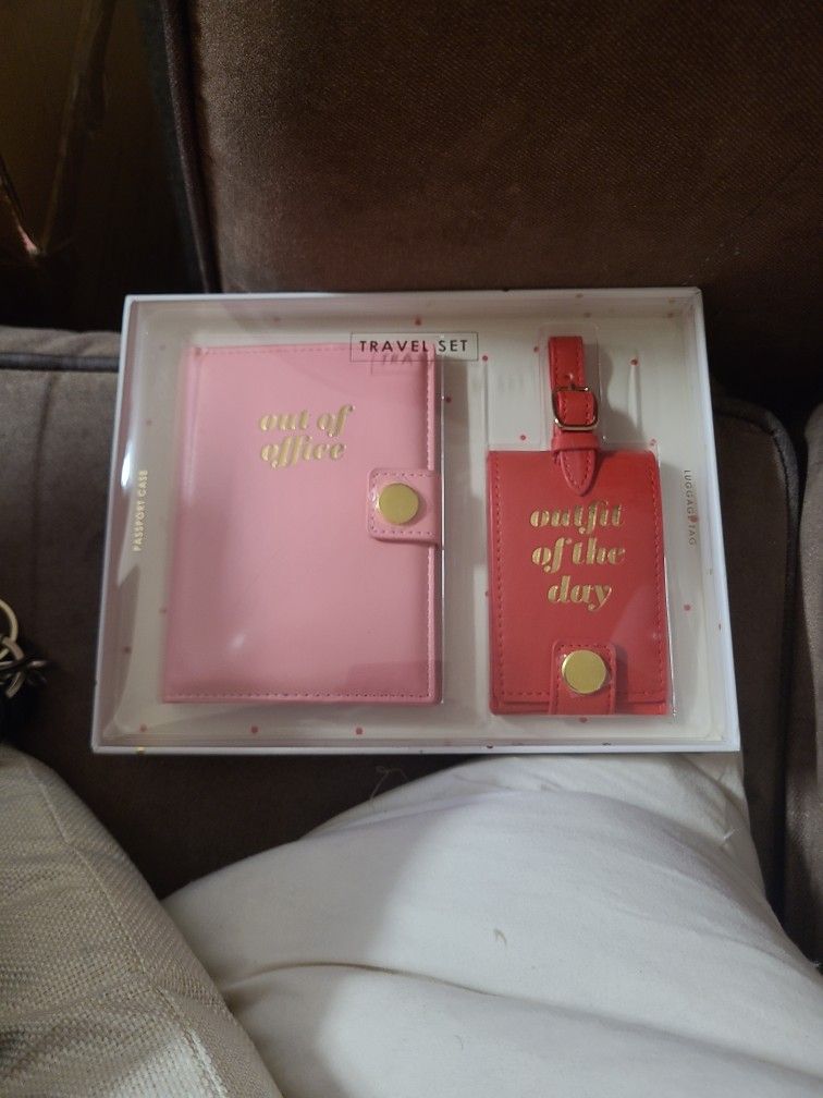Passport Case And Luggage Tag Travel Set