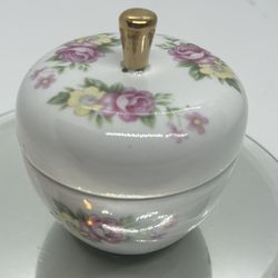 VTG Apple Shaped Porcelain Ceramic Jewelry Trinket Jar Box Rose Gold Stem Handle   This vintage trinket box is a beautiful addition to any collection.