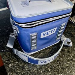 Yeti Hopper Flip 12-Soft Cooler