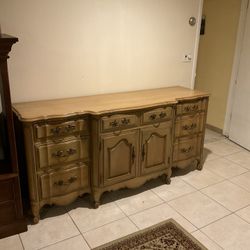 Gorgeous French Dining Room Set In Good Condition Buffet Table With Leafs Protective Padding 6 Chairs Please Check Mu Other Listings 