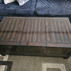 Coffee Table and End Table
