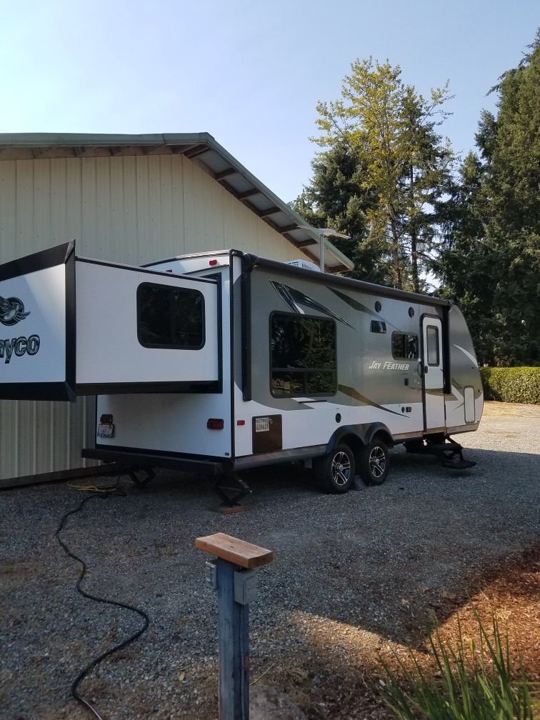 2016 Jayco Jay Feather X213 RV Trailer