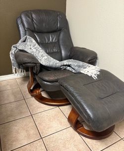 European swivel style chair