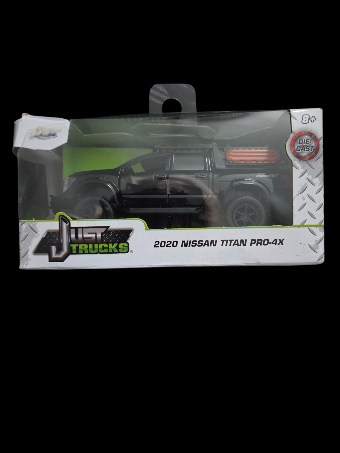 Nissan Titan 2020 diecast