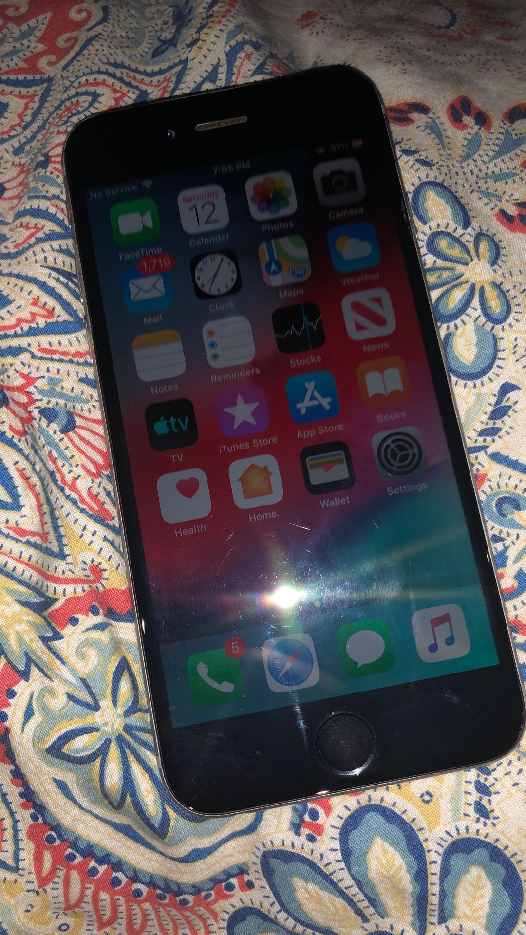 IPHONE UNLOCKED NO SIM RESTRICTIONS UNLOCKED TO ANY CARRIER