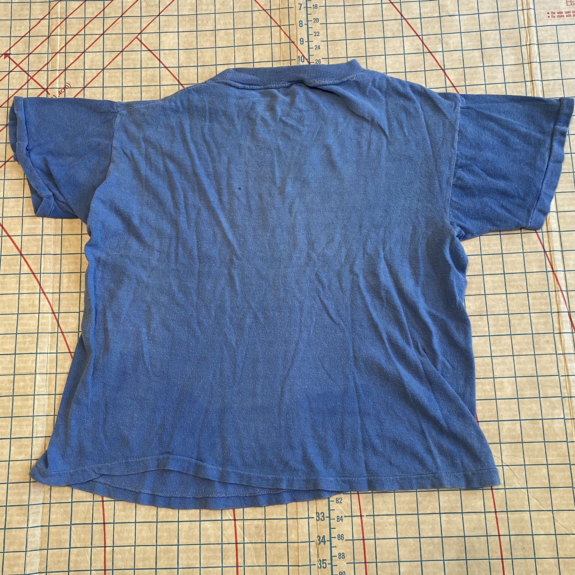Vintage 90’s Oregon Hearts Cropped T-Shirt Blue Single Stitched Size Medium