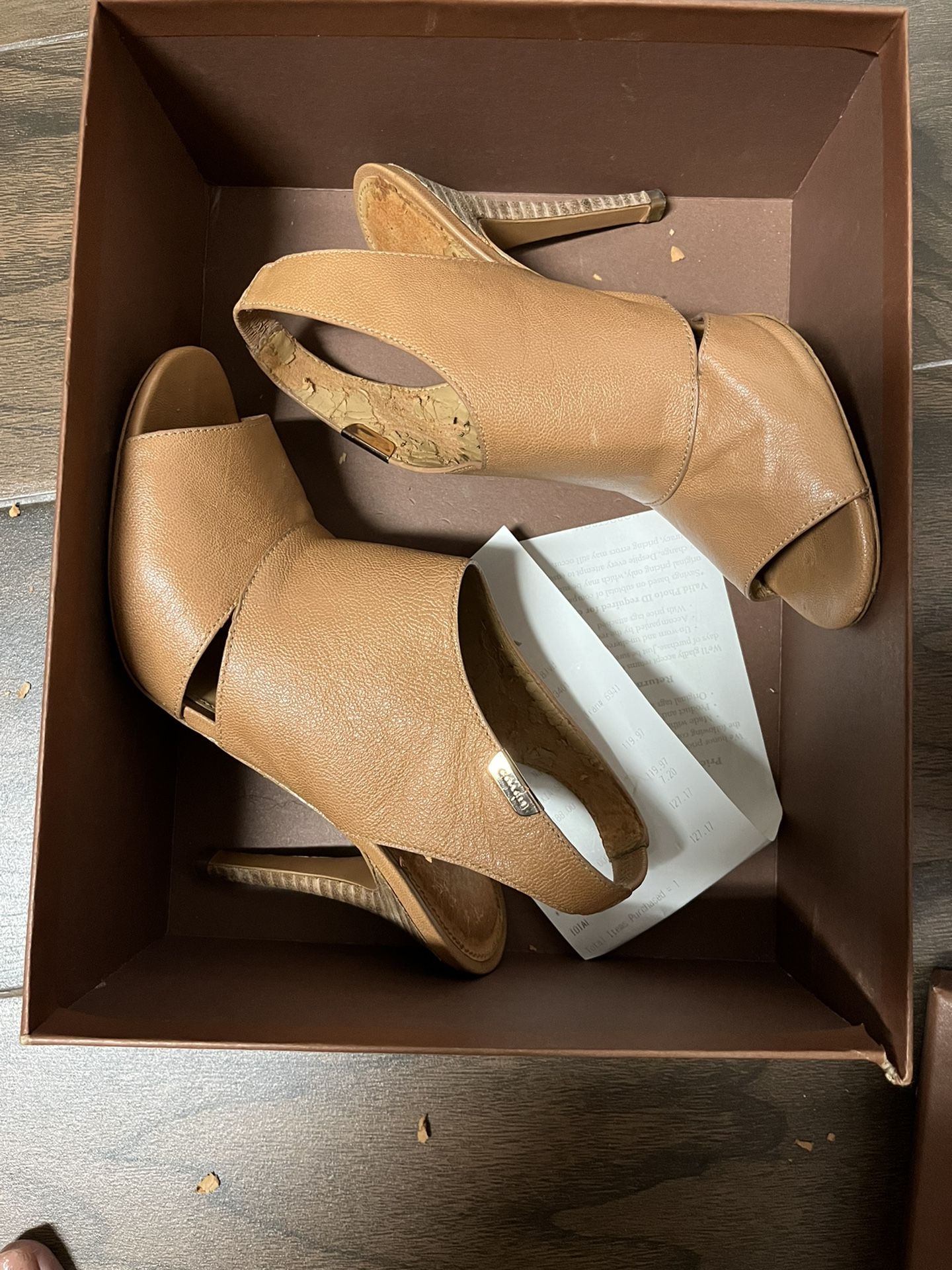 Coach Heels (cognac -tan) Sz 7