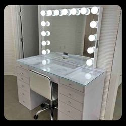 White Vanity Set $10 Down Payment Financing and Delivery available