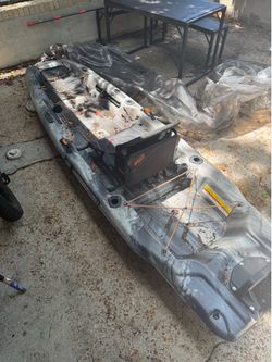 Pelican Catch Mode 110 with transom mount