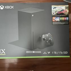 Xbox Series X Forza Horizon 5 Bundle with Additional Controller