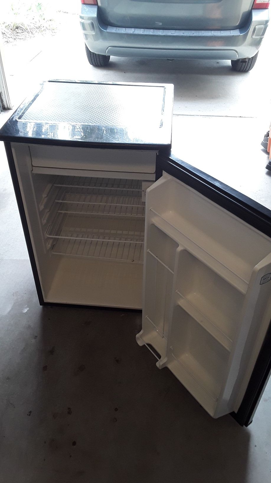 Refrigerador con freezer keenmore