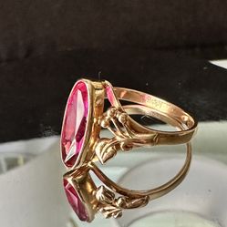 14K (585) Gold Vintage Soviet Ring with Ruby/Corundum 