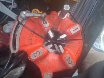 Pipe threader and cutter