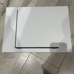 SEALED* MacBook Air 15in 