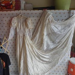Vintage Beautiful Wedding Dress 
