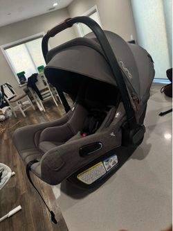 Nuna Pipa Aire RX car seat