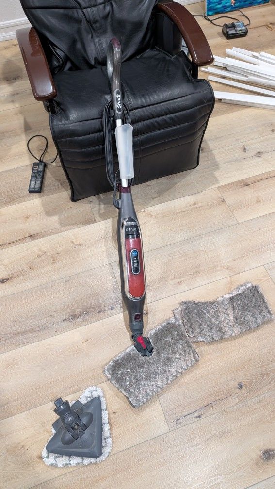 Shark Floor Steamer