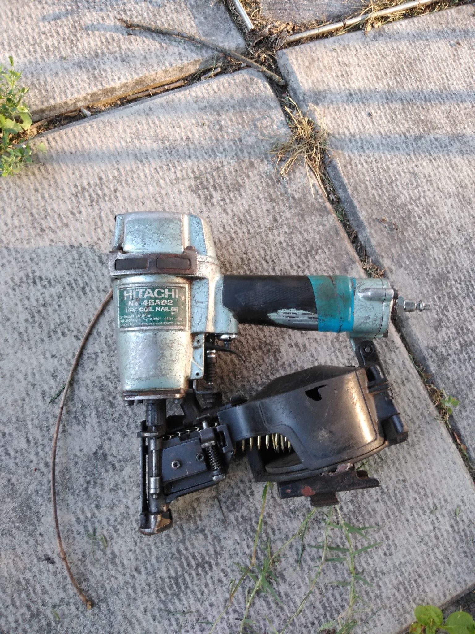 Used roofing nailer in very good condition