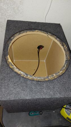 Rockville 12" subwoofer speaker box