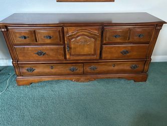 Vintage Dresser *NEGOTIABLE*