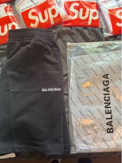 Balenci shorts sz m