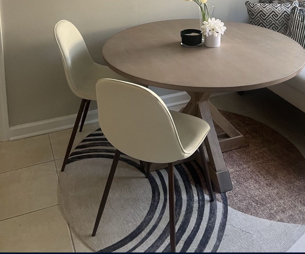 Heavy Duty Round Dining Table 